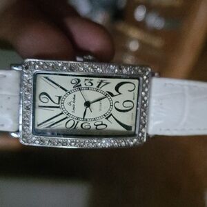 Louis Arden Japan Movement